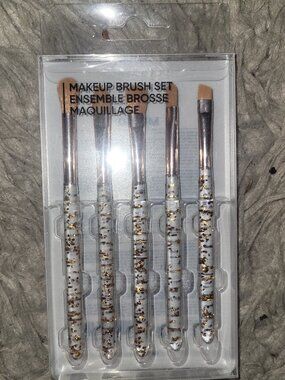 5 pc makeup brush set $1 with purchase